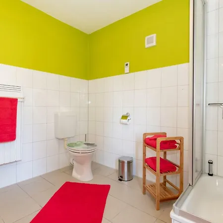 Becker Am Feldrand *