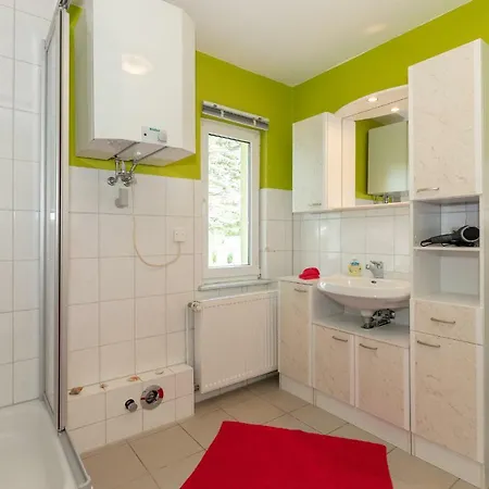 Becker Am Feldrand Apartment *